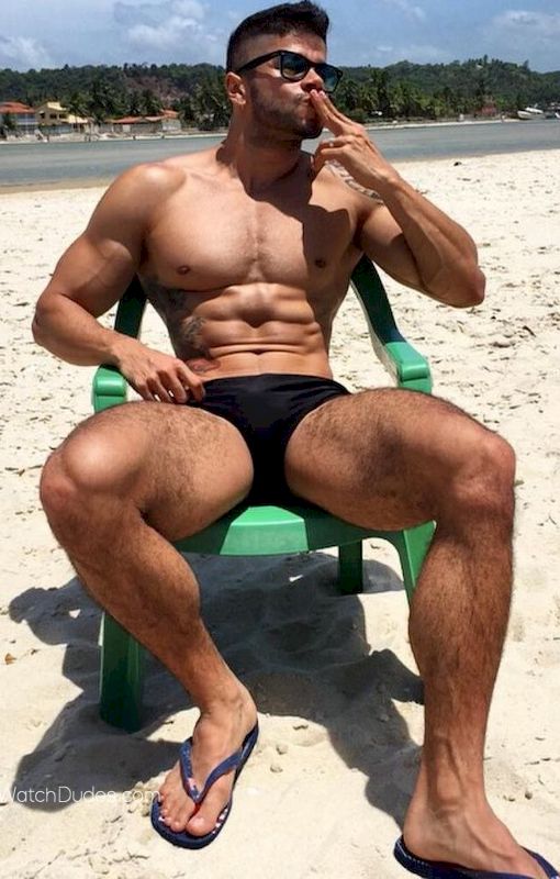 Muscle Straight Jocks Fuck on the Beach